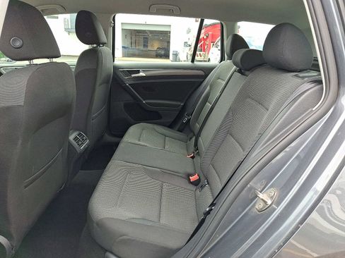 Used 2019 Volkswagen Golf S AWD/4WD image 11