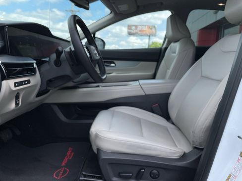 Used 2025 Nissan Murano SL AWD/4WD image 8