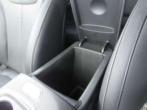 Used 2022 Hyundai Santa Fe Limited image 54