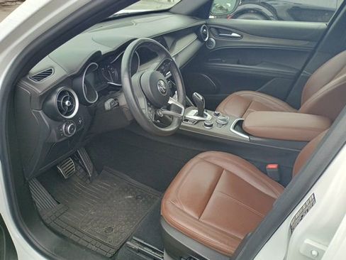 Used 2022 Alfa Romeo Stelvio Ti image 14