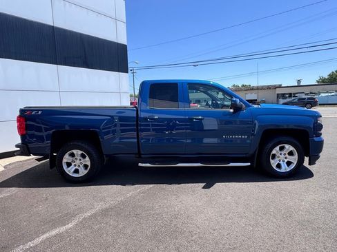 Used 2018 Chevrolet Silverado 1500 LT w/ All Star Edition AWD/4WD image 5