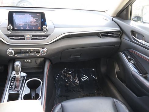 Used 2023 Nissan Altima 2.5 SR image 36