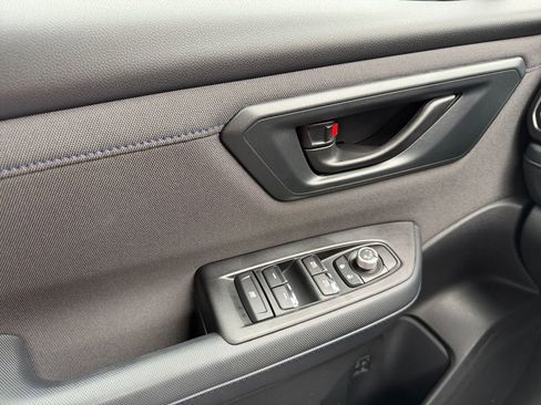 Used 2026 Subaru Forester Premium AWD/4WD image 17