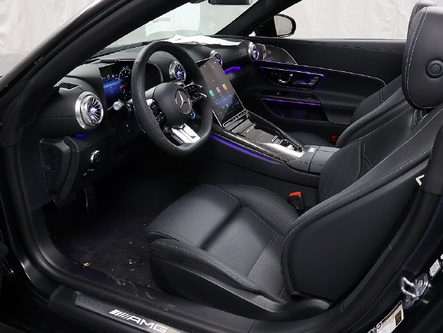 New 2026 Mercedes-Benz SL 63 AMG 4MATIC image 13