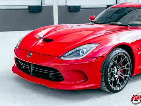 Used 2014 SRT Viper GTS w/ GTS Laguna Interior Package RWD image 60