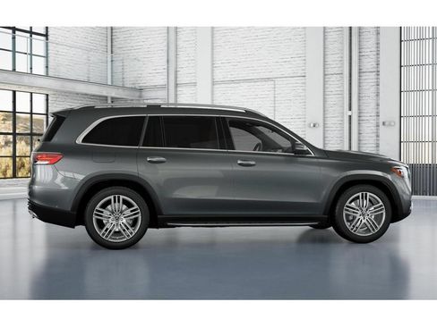 Certified 2026 Mercedes-Benz GLS 450 4MATIC image 17