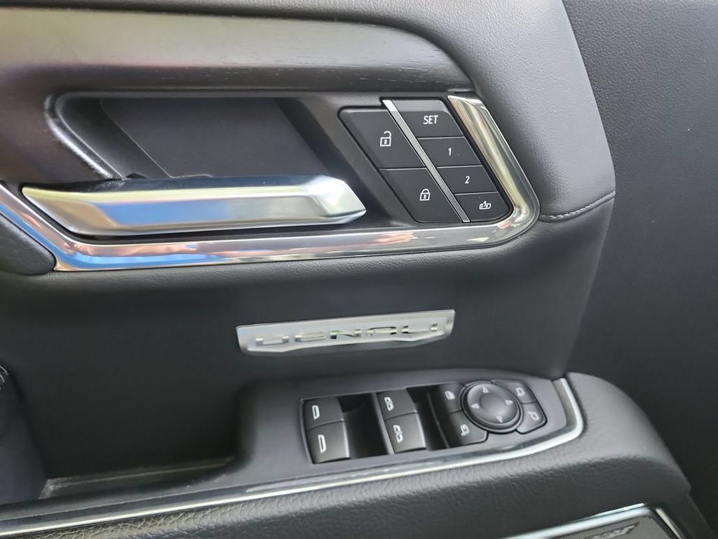 Certified 2024 GMC Sierra 1500 Denali AWD/4WD image 23