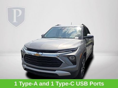 Certified 2025 Chevrolet TrailBlazer LT AWD/4WD image 13