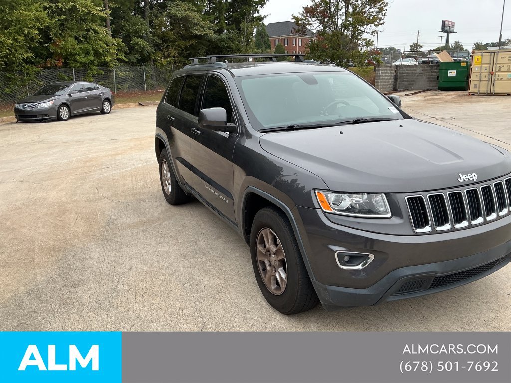 Used 2015 Jeep Grand Cherokee Laredo w/ Quick Order Package 23E RWD image 3