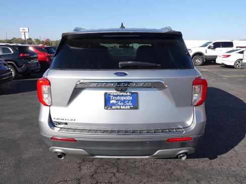 Used 2022 Ford Explorer Limited w/ Equipment Group 301A image 4