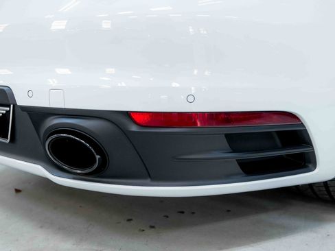 Used 2020 Porsche 911 Carrera S image 20