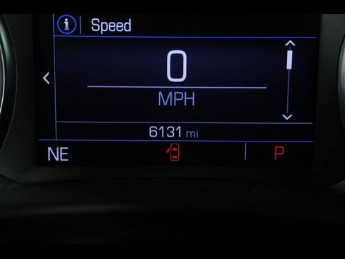 Used 2024 GMC Terrain SLE w/ Driver Convenience Package image 23