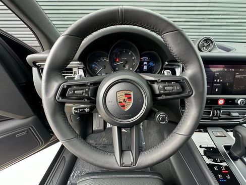 Certified 2026 Porsche Macan Turbo AWD/4WD image 15