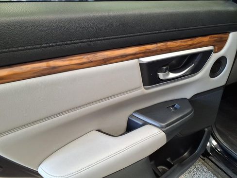 Used 2020 Honda CR-V EX-L image 11