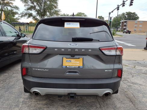 Certified 2022 Ford Escape Titanium w/ Class II Trailer Tow Package AWD/4WD image 4