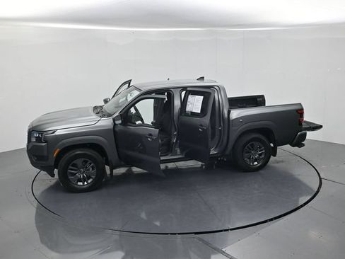 Used 2026 Nissan Frontier SV RWD image 46