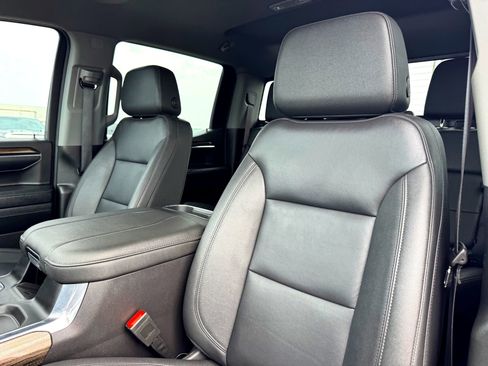 Used 2024 Chevrolet Silverado 1500 LT Trail Boss w/ Convenience Package II image 13