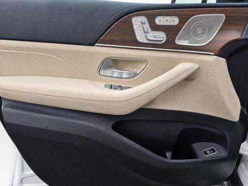 New 2026 Mercedes-Benz GLE 450 4MATIC image 32