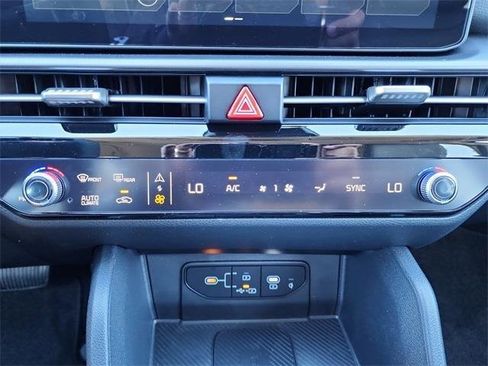 New 2026 Kia Sportage EX image 22