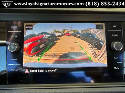 Used 2019 Volkswagen Jetta SEL FWD image 26