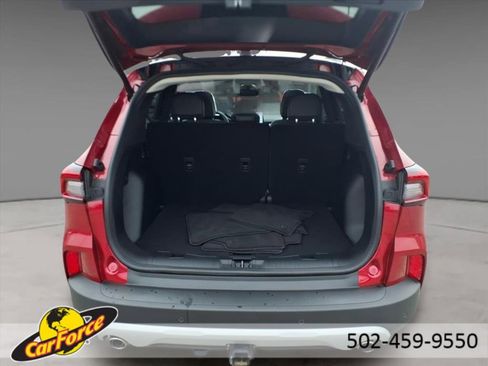 Used 2024 Ford Escape SE w/ PHEV Premium Package image 8
