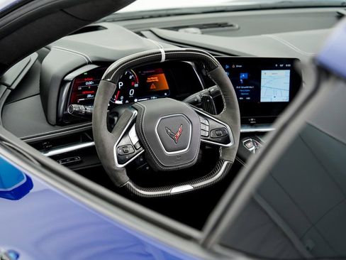 Used 2025 Chevrolet Corvette Z06 w/ Battery Protection Package image 9