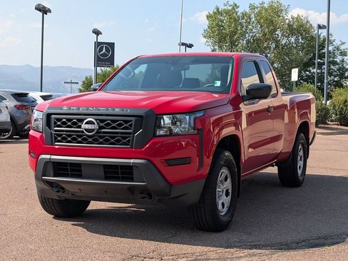 Used 2022 Nissan Frontier S w/ Technology Package AWD/4WD image 3