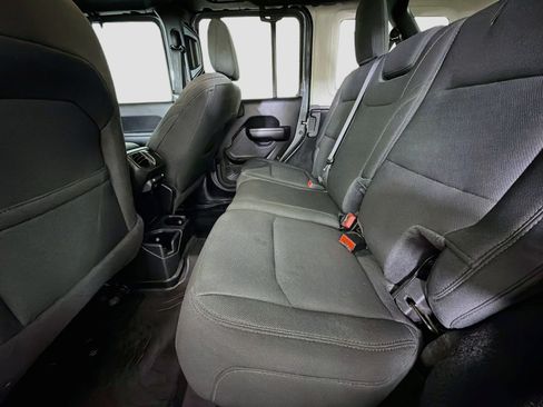 Used 2021 Jeep Wrangler Unlimited Sport AWD/4WD image 25