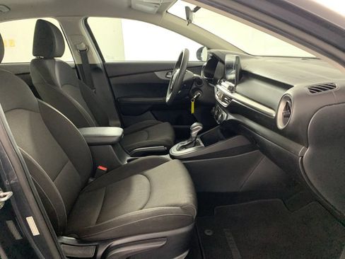 Used 2020 Kia Forte LXS FWD image 38
