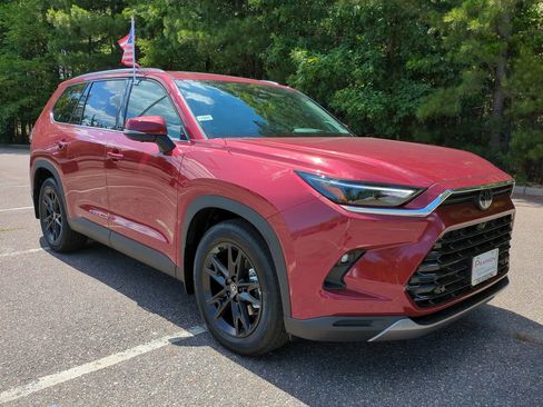 New 2026 Toyota Grand Highlander AWD image 2
