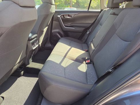 Used 2025 Toyota RAV4 XLE w/ Convenience Package FWD image 22