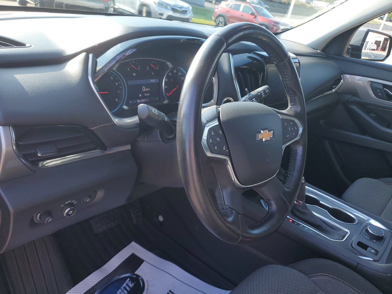 Used 2020 Chevrolet Traverse LT w/ Driver Confidence II Package AWD/4WD image 19