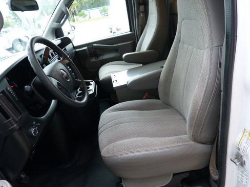 Used 2019 GMC Savana 3500 w/ Power Convenience Package RWD image 38