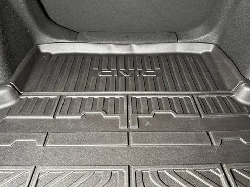 Used 2022 Honda Civic Sport image 21