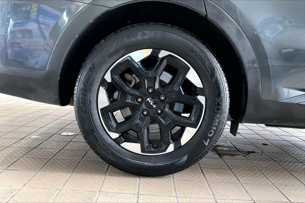 Used 2024 Kia Sorento S FWD image 35