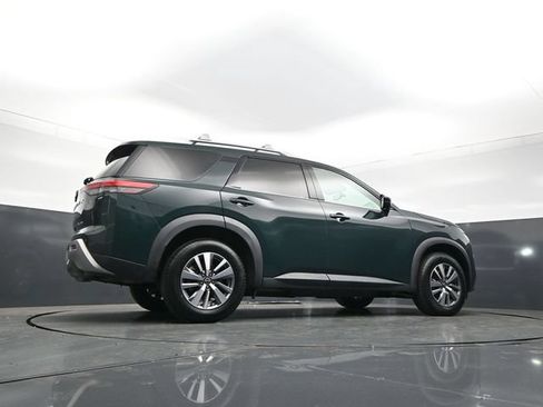Used 2023 Nissan Pathfinder SL AWD/4WD image 29