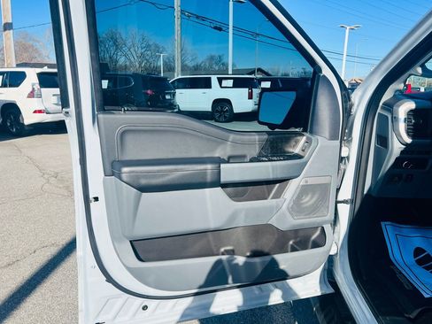 Used 2022 Ford F150 XLT w/ Equipment Group 302A High image 19