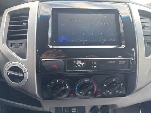Used 2012 Toyota Tacoma 4x4 Double Cab w/ TRD Off-Road Pkg image 34