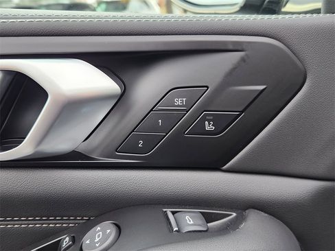 New 2026 BMW X5 xDrive40i image 17