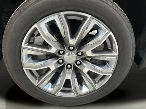 Used 2024 GMC Sierra 1500 Denali AWD/4WD image 44