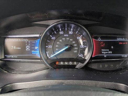 Used 2018 Ford Explorer XLT w/ Equipment Group 202A FWD image 11