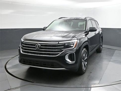 New 2026 Volkswagen Atlas SE image 30