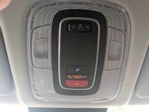 Used 2024 Hyundai Kona SEL AWD/4WD image 35