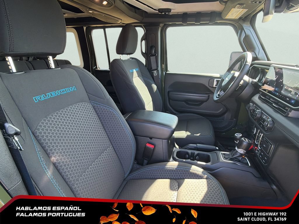 Used 2024 Jeep Wrangler Unlimited Rubicon 4xe w/ Technology Group AWD/4WD image 25