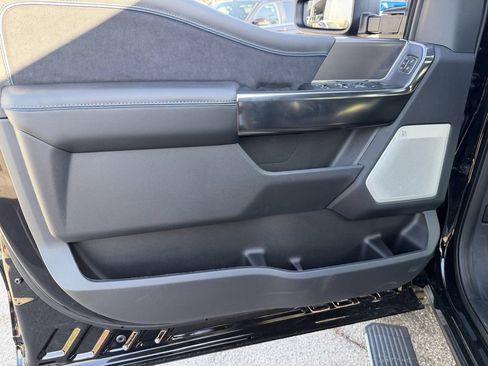 New 2026 Ford F250 Platinum w/ Tremor Off-Road Package AWD/4WD image 18