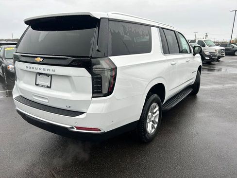 New 2026 Chevrolet Suburban LT w/ Comfort Package AWD/4WD image 7