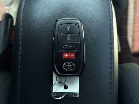 Used 2023 Toyota Corolla SE FWD image 23