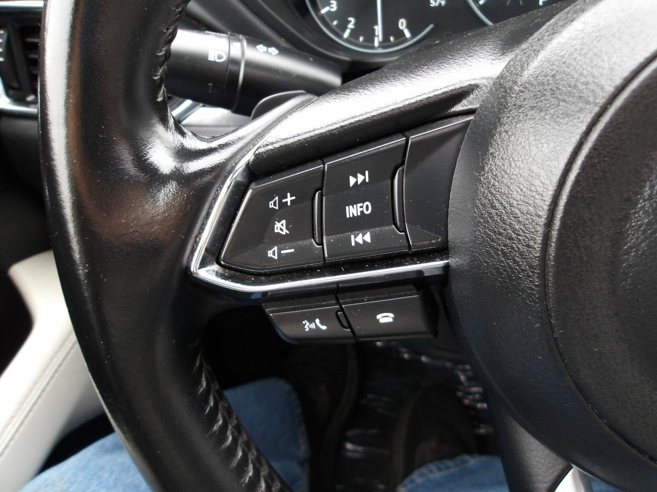 Used 2023 MAZDA CX-5 AWD 2.5 S w/ Premium Package image 16