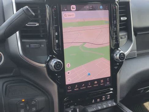 New 2026 RAM 2500 Big Horn AWD/4WD image 28
