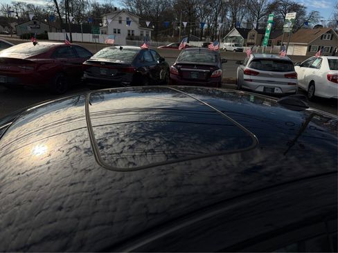 Used 2017 Volvo S60 T5 Dynamic w/ Vision Package image 12